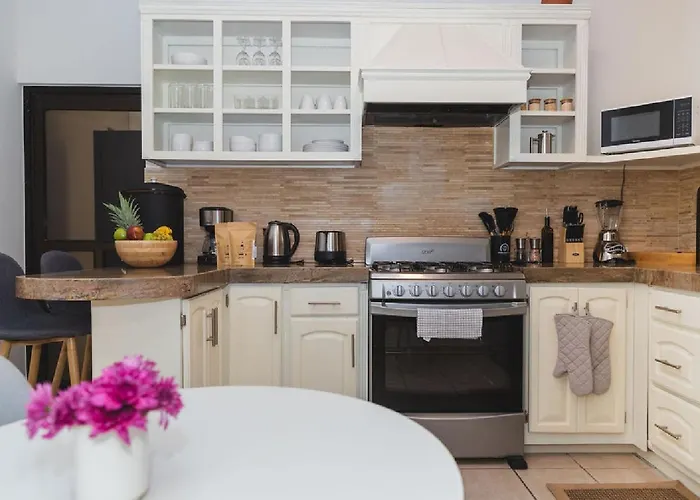Homestay Outsite Cabos - Work, Connect, Explore *